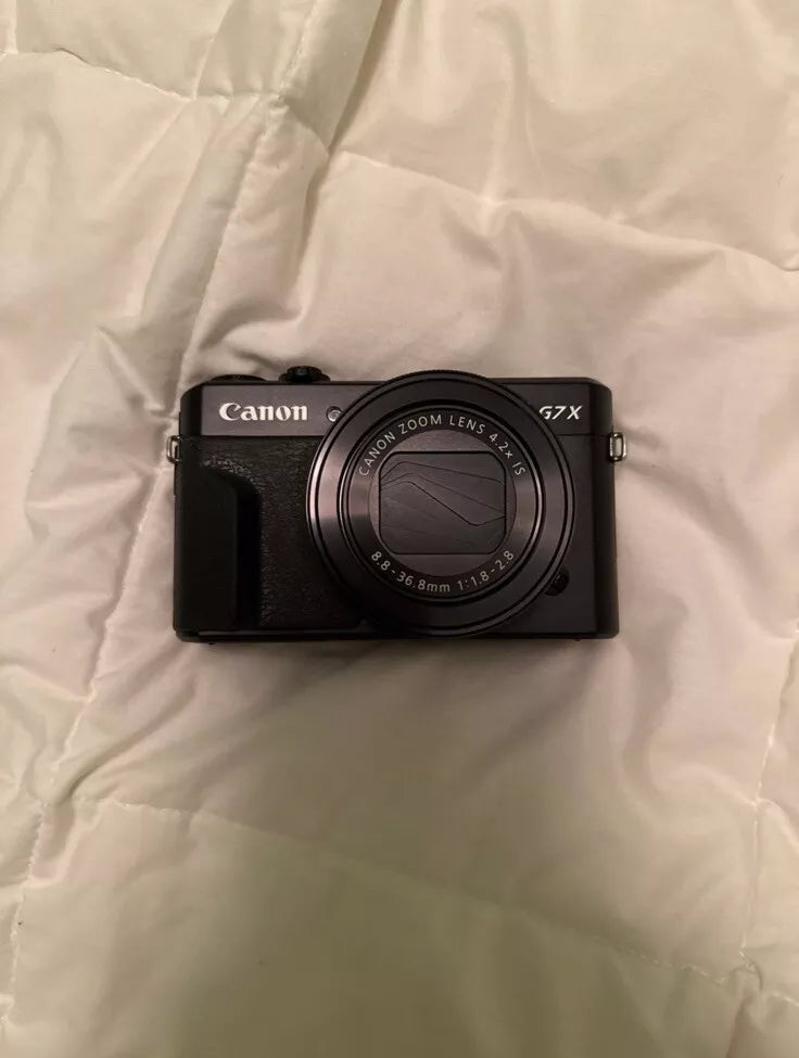 Canon PowerShot G7 X Mark II Vlogger Kit
